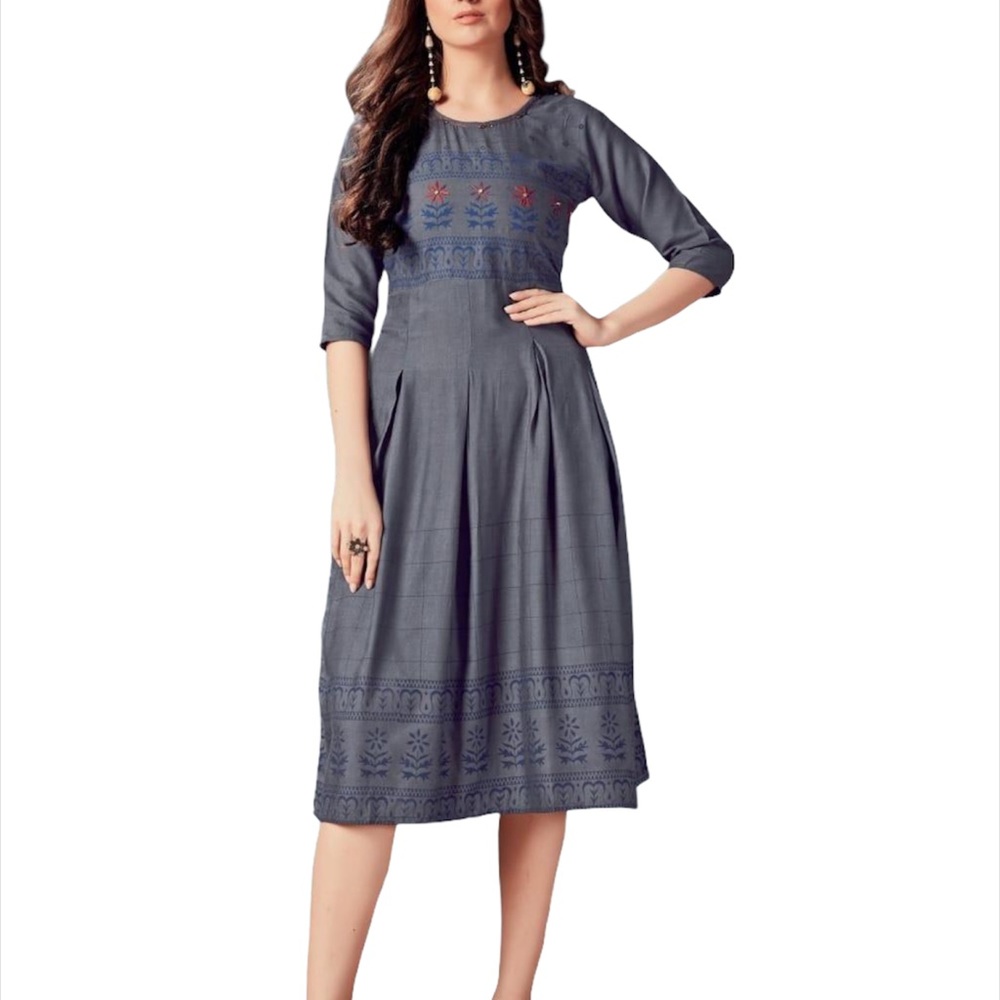 Summer Midi Dress in Charming Grey Color